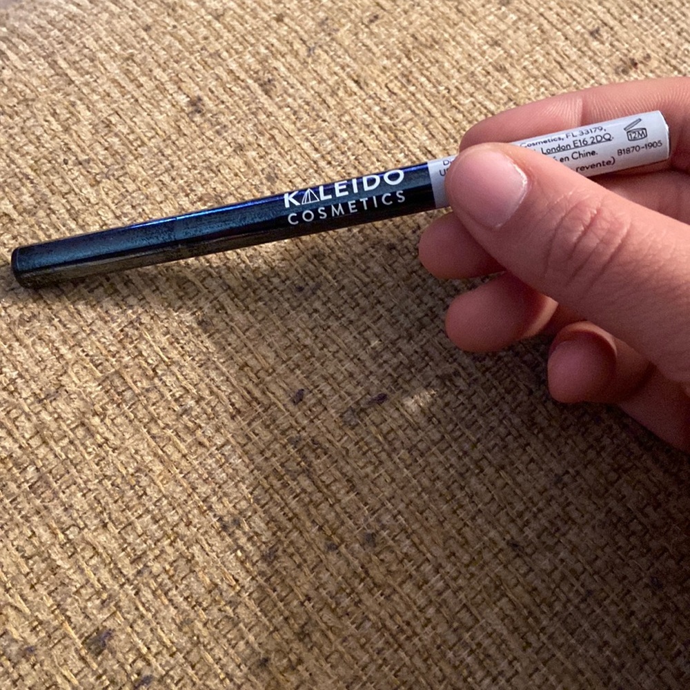Kaleido Cosmetics liquid eyeliner OBSIDIAN